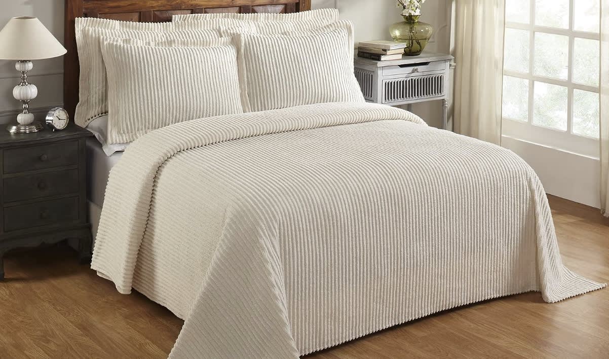 Best Chenille Bedspreads of 2026 - Better Trends Chenille Bedspread image 1