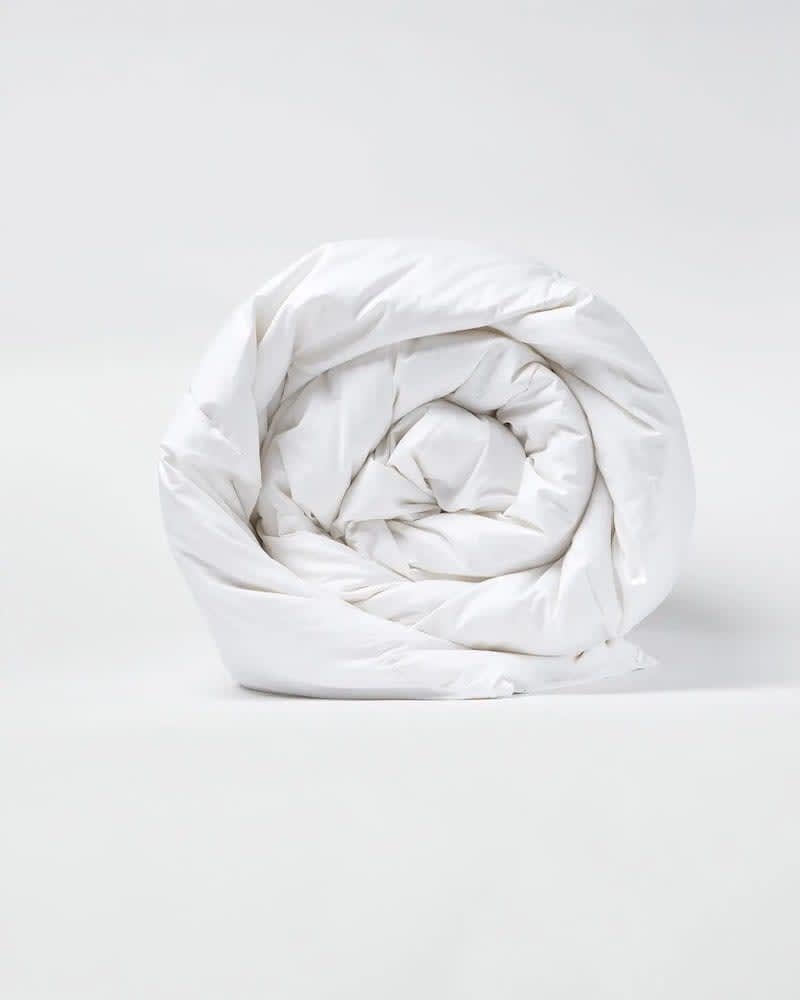 Best Down Alternative Comforters of 2026 - Quince Lightweight Premium Down Alternative Comforter image 1