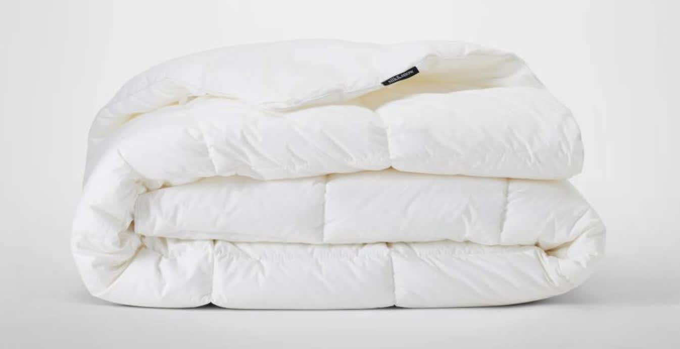 Best Cooling Comforters of 2026 - Silk & Snow Down Alternative Comforter image 1