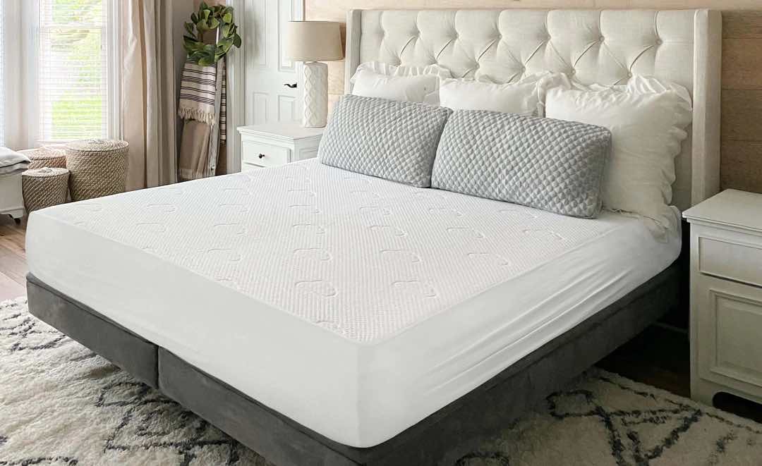 The Best Mattress Protectors of 2026 - Puffy Mattress Protector image 1