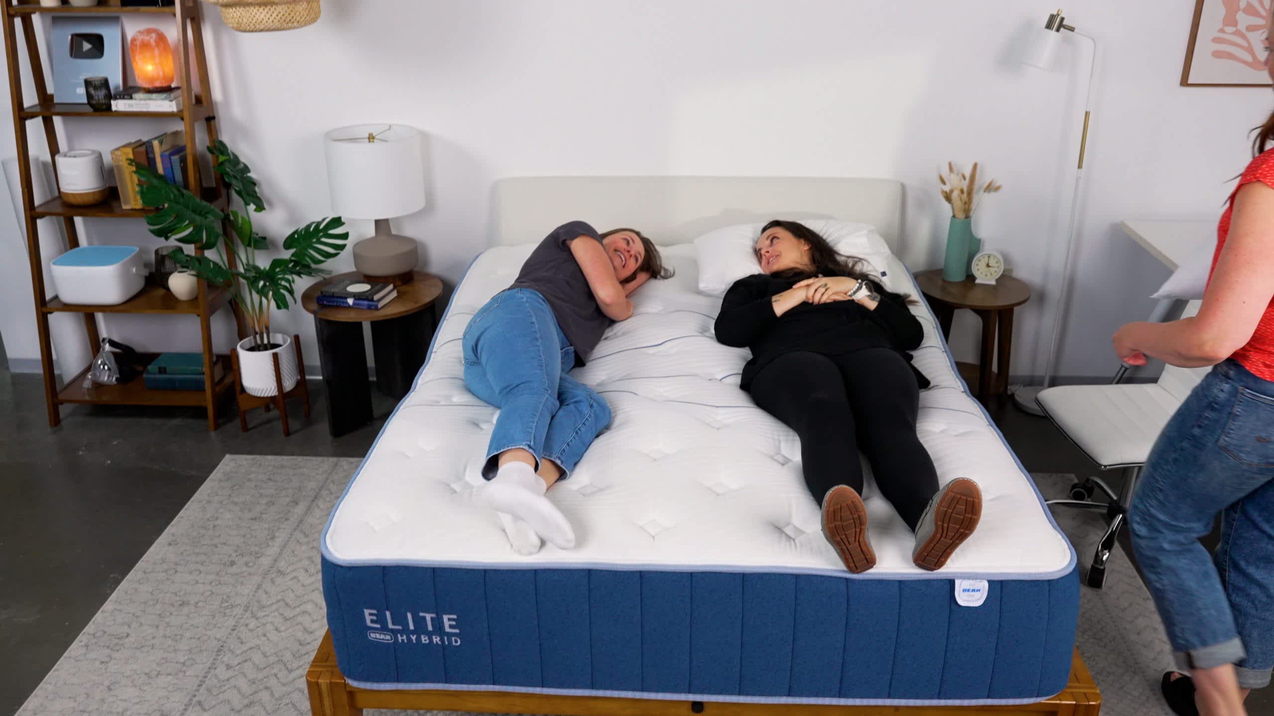 Best Mattress for Side Sleepers - Bear Elite Hybrid image 1