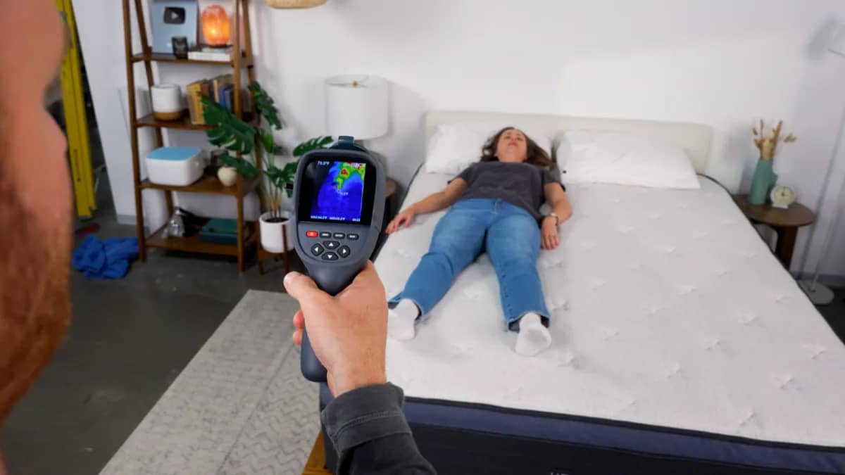 Best Queen Mattress of 2026 - Helix Midnight Luxe image 1