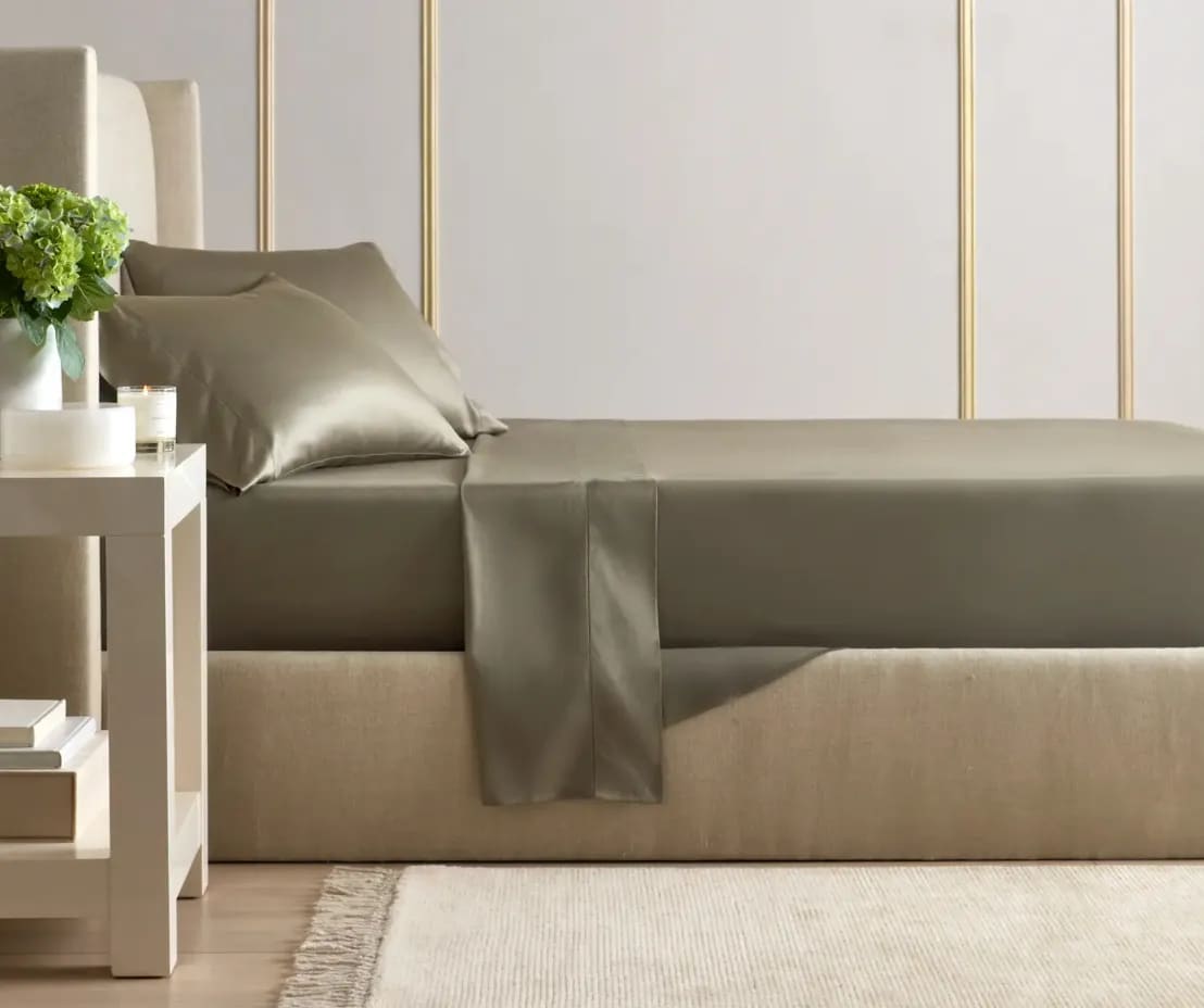 Best Sateen Sheets of 2026 - Quince Signature Giza Cotton Sheet Set image 1
