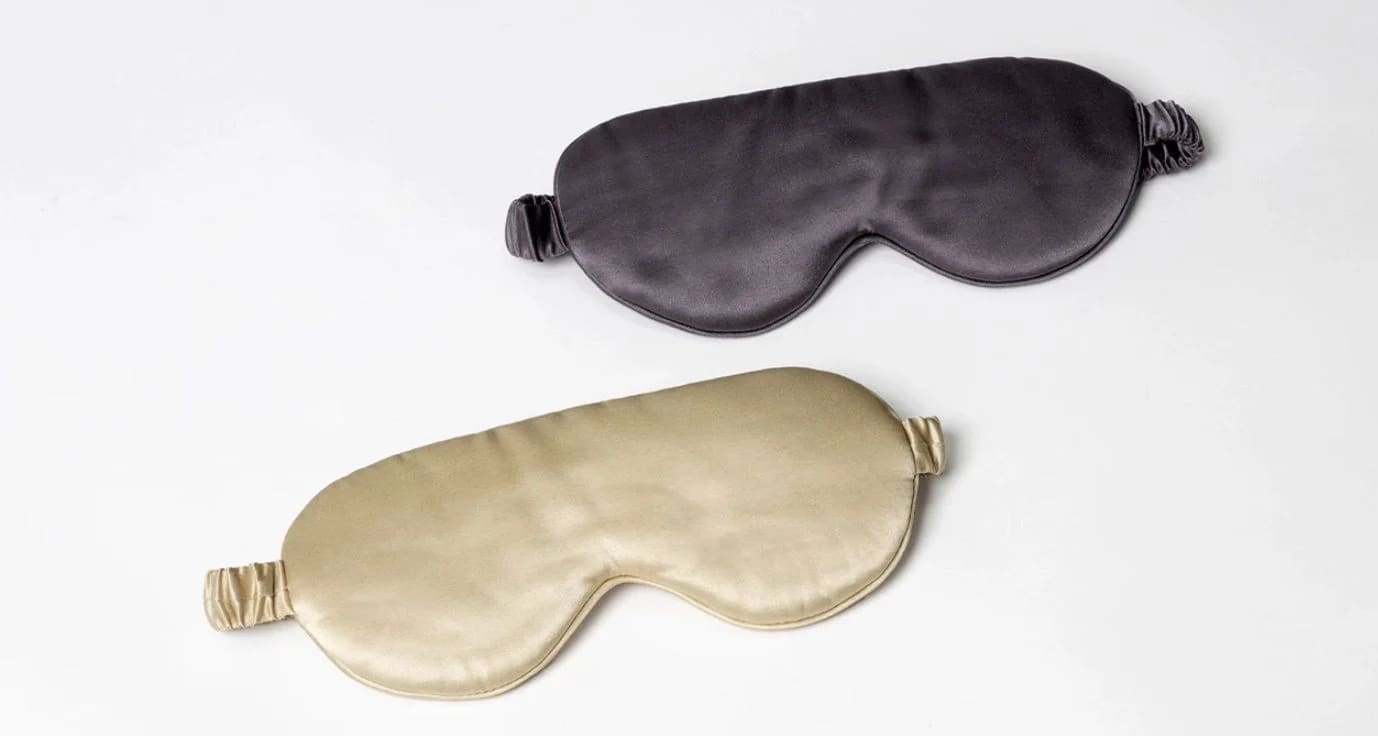 Best Sleep Masks for Blocking out Light and Staying Asleep 2026 - Saatva Silk Eye Mask image 1