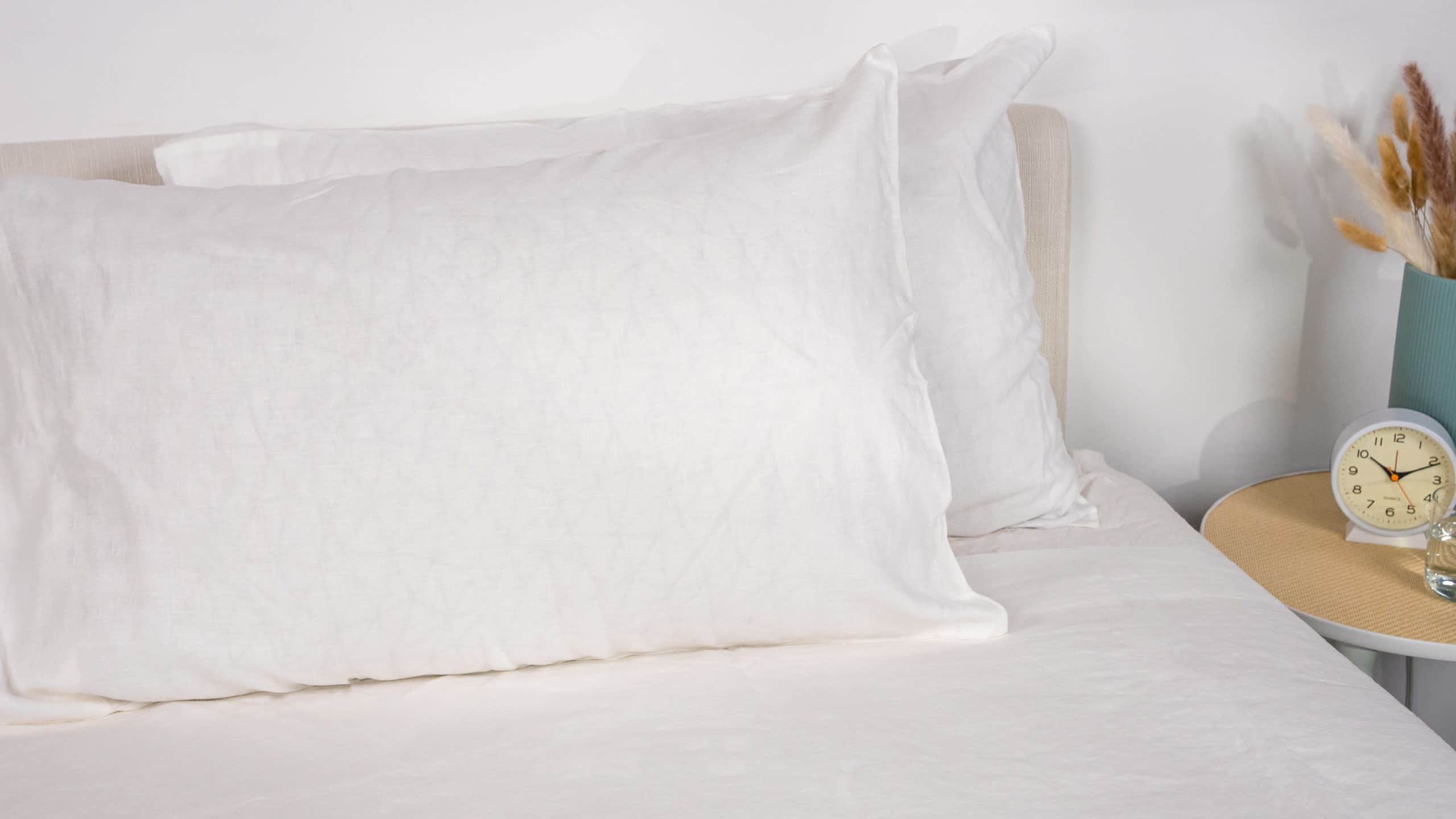 Best Linen Sheets of 2026 - Quince European Linen Sheet Set image 1