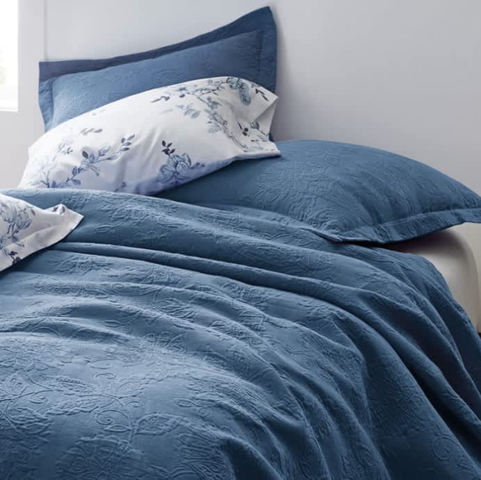 Best Bedspreads of 2026 - The Company Store Putnam Cotton Matelass&eacute; Bedspread image 1