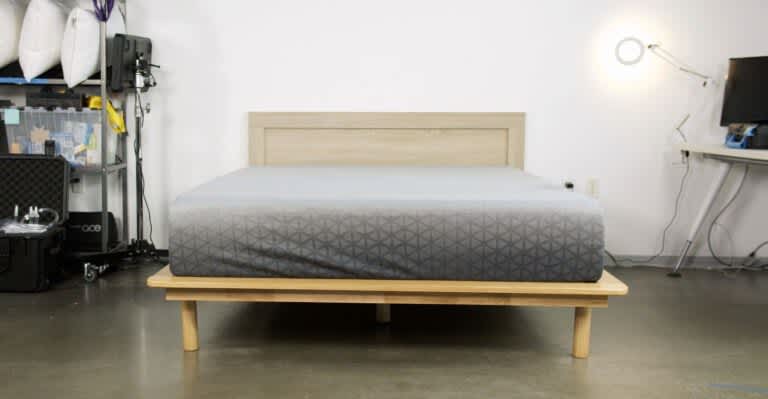 zoma-mattress-no-logo