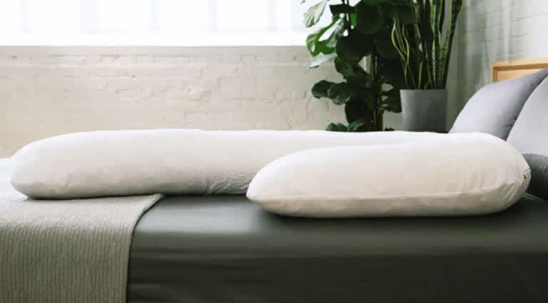 Best Pillows for Back Pain - Best Therapeutic Body Pillow - MedCline Therapeutic Body Pillow