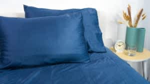 A picture of the Silk & Snow Egyptian Cotton Sheets in Sleep Foundation's test lab.