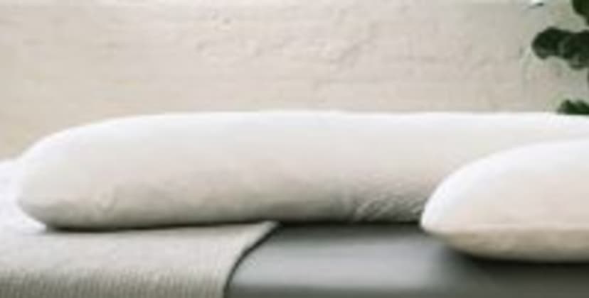 Best Pillows for Back Pain - Best Therapeutic Body Pillow - MedCline Therapeutic Body Pillow