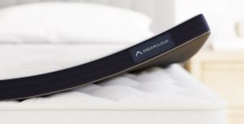 DreamCloud Firmer Topper