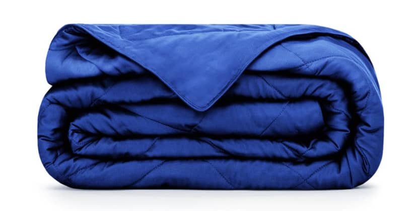 Product page photo of the Luxome Lightweight Blanket