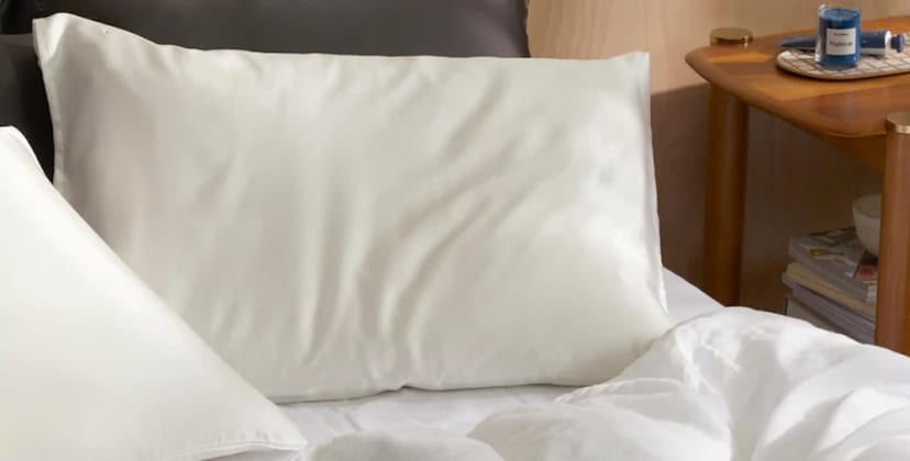 product image of the Brooklinen mulberry silk pillowcase