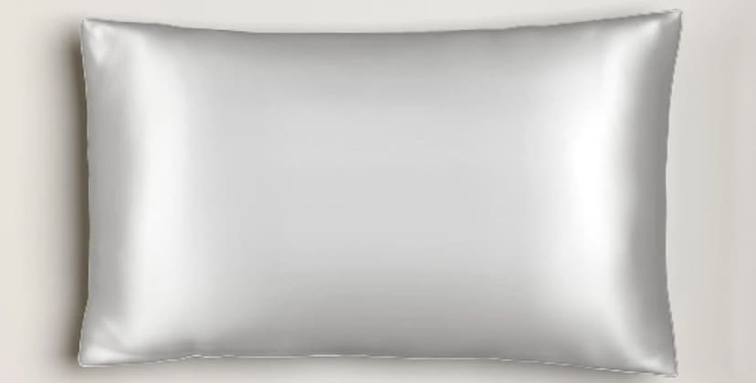 product image of the PlushBeds Silk Pillowcase