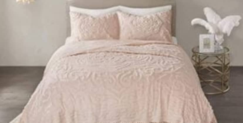 Madison Park Tufted Chenille Cotton Comforter
